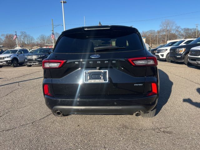 2023 Ford Escape