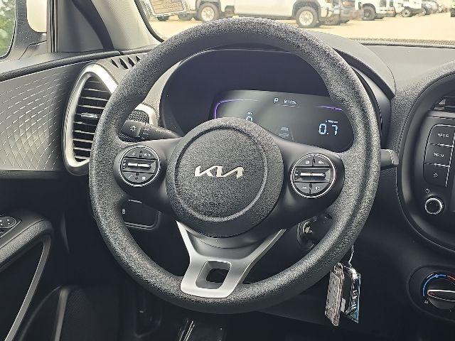 2025 Kia Soul LX:B02320