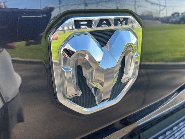 2019 RAM 1500 Big Horn/Lone Star photo