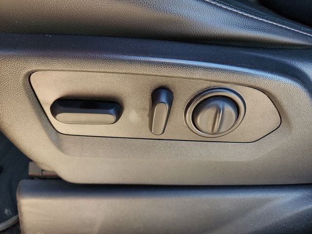 Used Car 2020 Chevrolet Silverado 1500  Lt Trail Boss For Sale Under $35,000 In Plainview, Texas