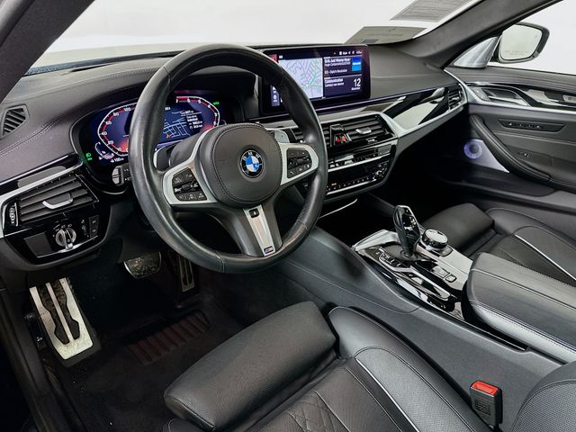 2021 BMW 5 Series M550i xDrive 9