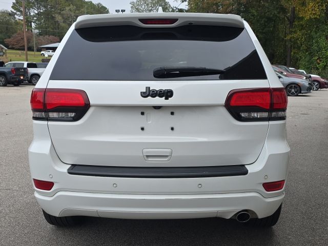 2020 Jeep Grand Cherokee Altitude:44916B