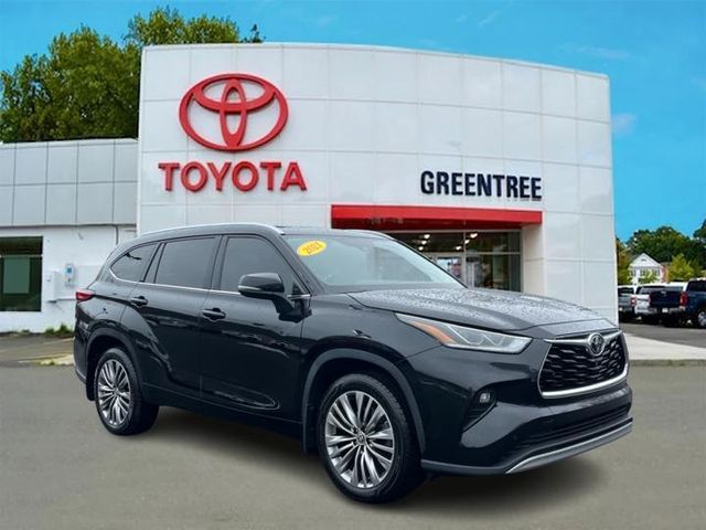 2021 Toyota Highlander Platinum