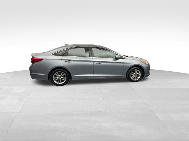 2016 Hyundai Sonata Base 11