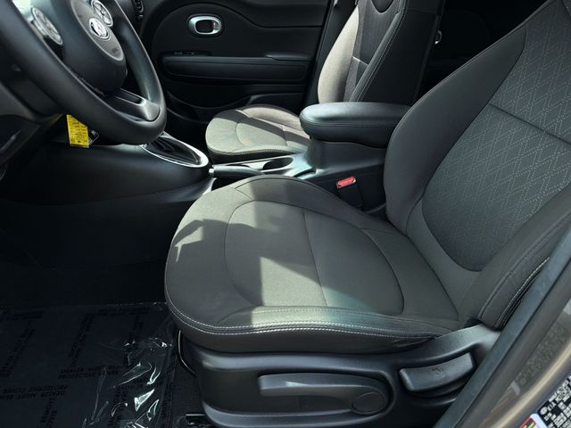 Used 2017 Gray Kia Base image 21
