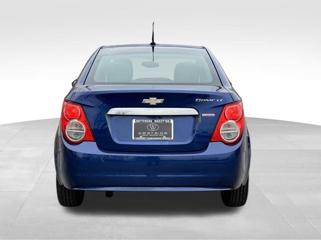 2014 Chevrolet Sonic LT 4