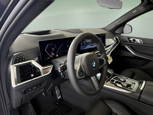 2026 BMW X7 40i - Photo 21