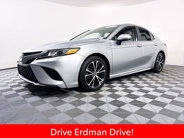 Used 2020 Toyota Camry Hybrid Sedan