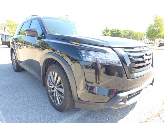 Super Black 2024 Nissan Pathfinder SUV / Crossover Front-Wheel Drive 9-Speed Automatic