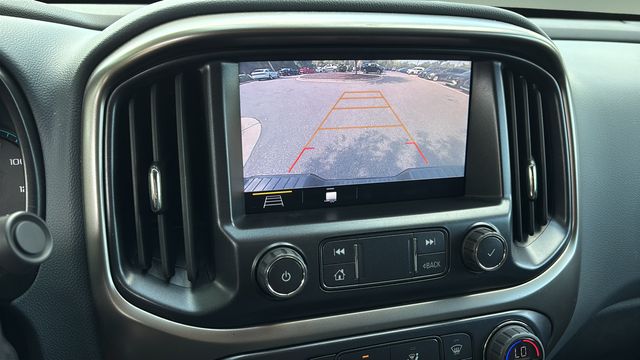 Used 2022 Black Chevrolet Z71 image 26
