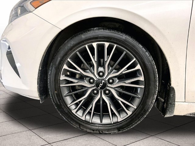 2022 Kia Forte GT-Line White at Bob Ruth Ford