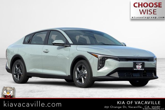 2026 Kia K4 LXS AT's photo