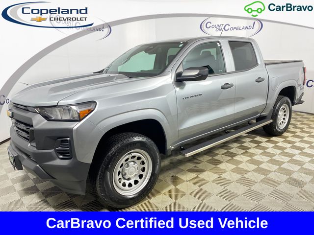 Sterling Gray Metallic 2024 Chevrolet Colorado Pickup Truck Four-Wheel Drive 8-Speed Automatic