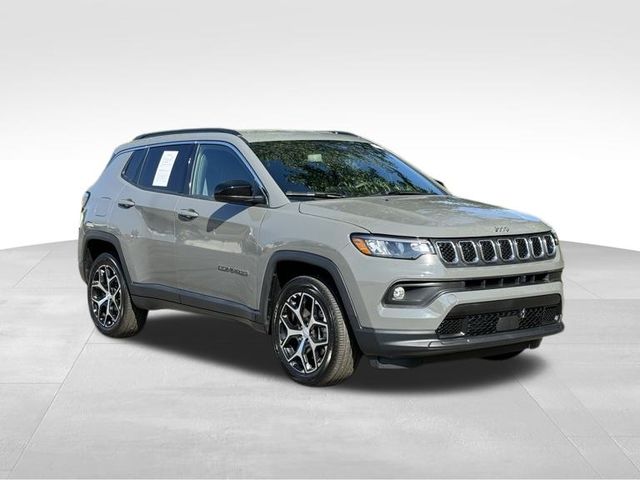 2024 Jeep Compass Latitude 7