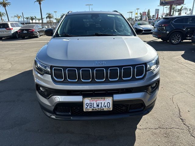 2022 Jeep Compass Latitude 2