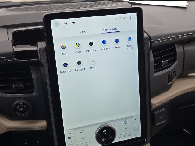 2023 Ford Expedition Platinum:168660A