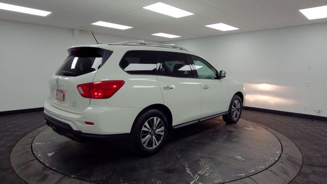 2018 – Nissan – Pathfinder