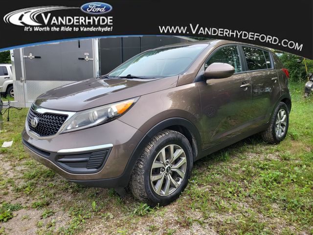  2015 Kia Sportage LX   