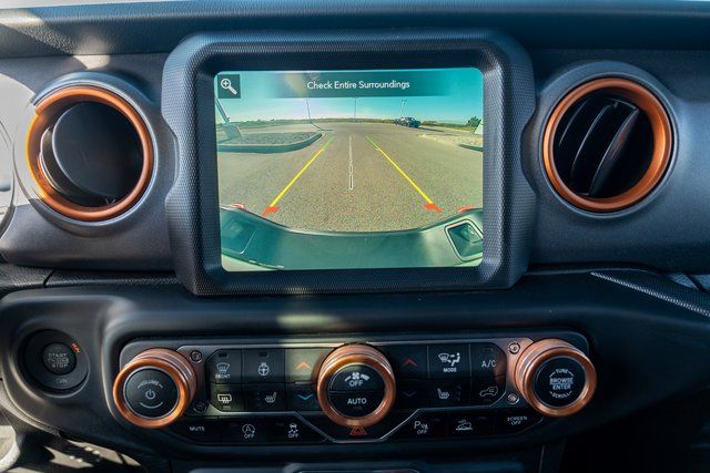 2020 Jeep Gladiator Mojave 30