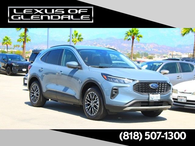 Vapor Blue 2025 Ford Escape Hybrid Plug-in SUV / Crossover Front-Wheel Drive Continuously Variable Transmission