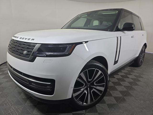 2025 Land Rover Range Rover P530 SE AWD