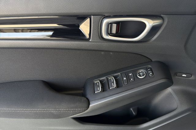 2024 Honda Civic EX - Photo 12