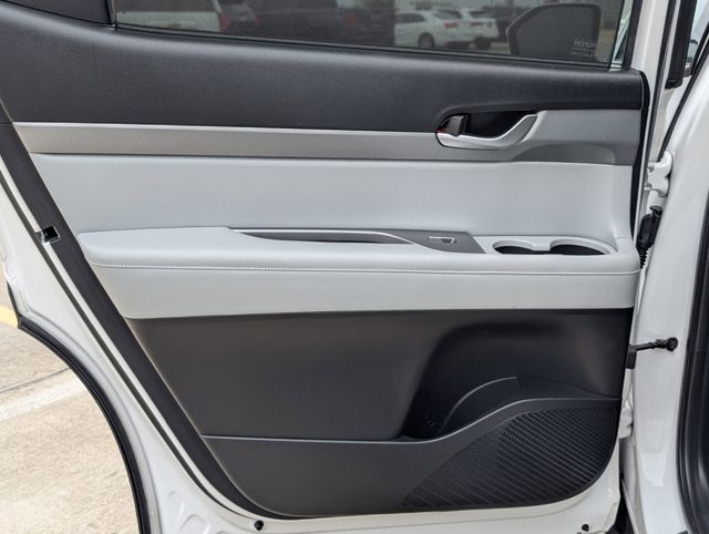 Used 2020 White Hyundai SEL image 24