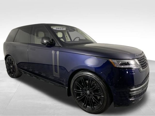 2023 Land Rover Range Rover SE 9