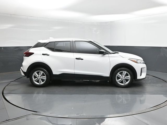 Used 2024 Nissan Kicks SUV