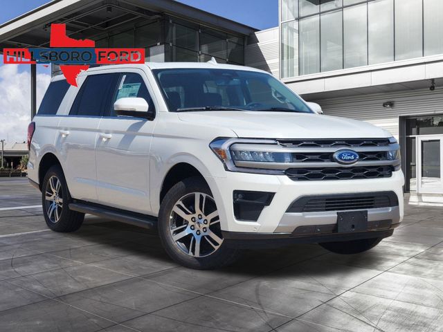 2024 Star White Metallic Tri-Coat Ford Expedition XLT RWD SUV