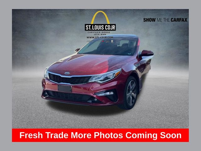Passion Red 2019 Kia Optima Sedan Front-Wheel Drive 6-Speed Automatic