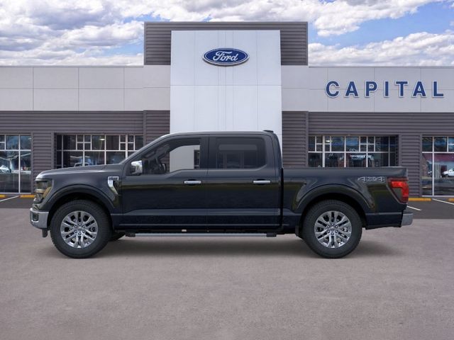 New 2026 Black Ford XLT image 3