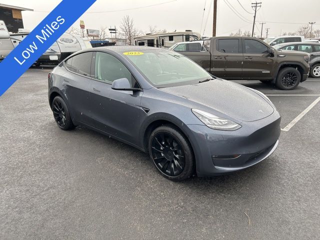 2023 Tesla Model Y Long Range 3