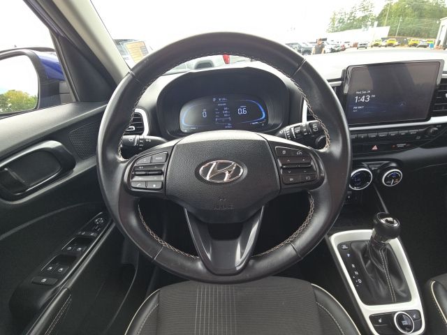 2024 Hyundai Venue Limited:B01873