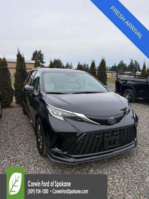 2024 Toyota Sienna XSE 7-Passenger AWD