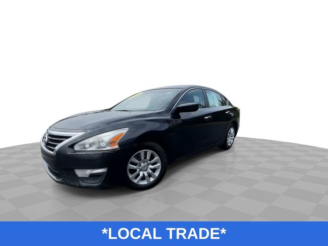 Used 2015 Nissan Altima For Sale in Muncie, IN
