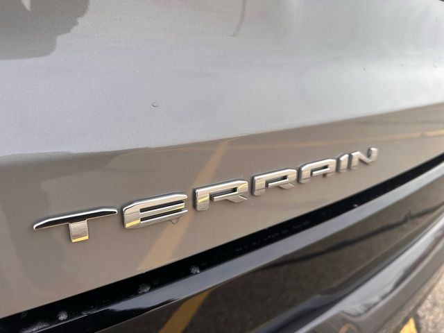 2026 GMC Terrain AWD AT4