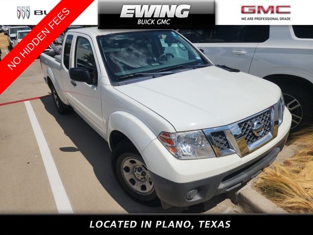 Glacier White 2014 Nissan Frontier Pickup Truck 4X2 5-Speed Automatic Overdrive
