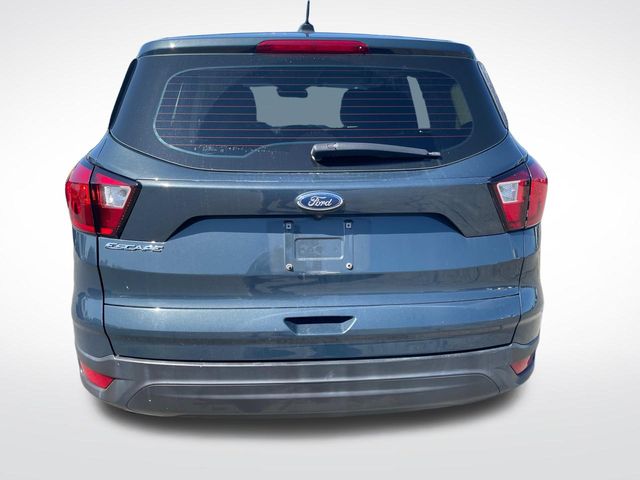 2019 Ford Escape S 4