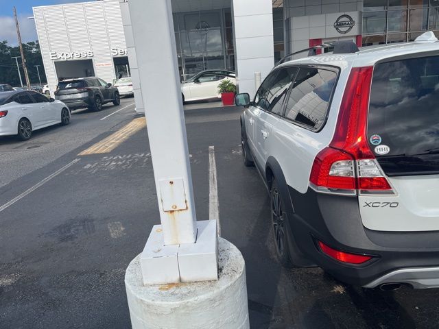 2016 Ice White Volvo XC70 T5 FWD Crossover
