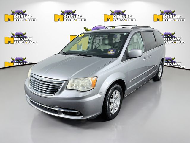 Billet Silver Metallic Clearcoat 2013 Chrysler Town & Country Minivan Front-Wheel Drive 6-Speed Automatic