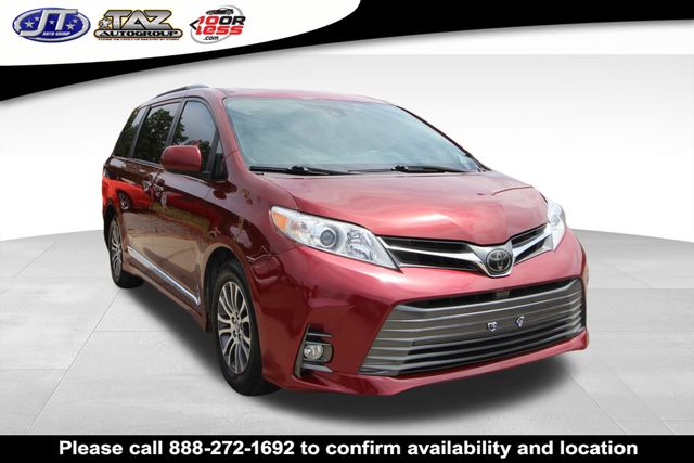 Salsa Red Pearl 2018 Toyota Sienna XLE Premium 8-Passenger FWD Minivan Front-Wheel Drive 8-Speed Automatic