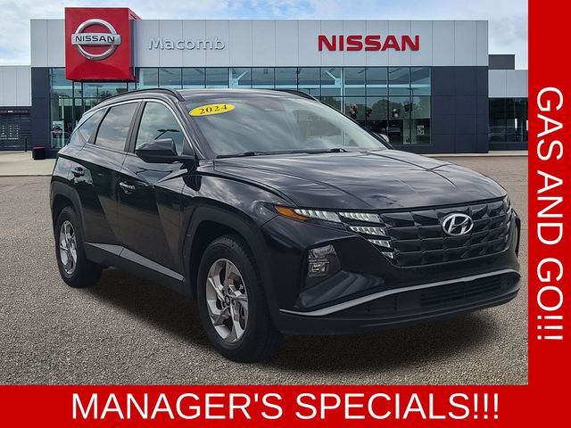 Black Pearl 2024 Hyundai Tucson SUV / Crossover All-Wheel Drive Automatic