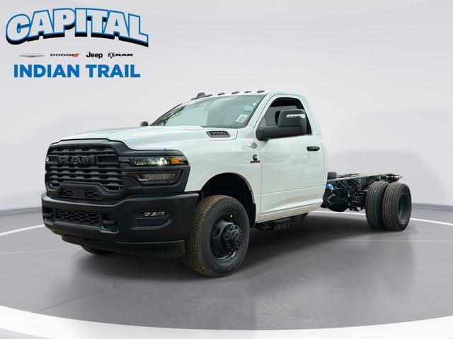 2026 RAM 3500 Chassis Tradesman Regular Cab LB DRW 4WD