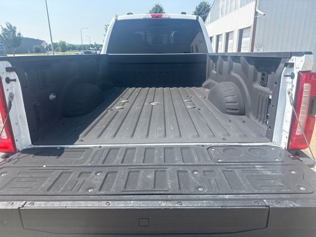 2024 Oxford White Ford Super Duty F-250 SRW King Ranch 4X4 Truck