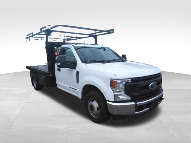  2022 Ford F-350 Super Duty Chassis XL DRW RWD   