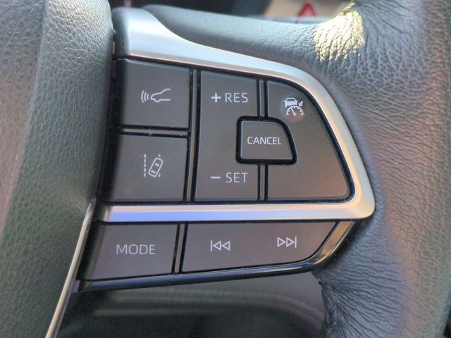 Used 2023 Beige Toyota XLE image 17