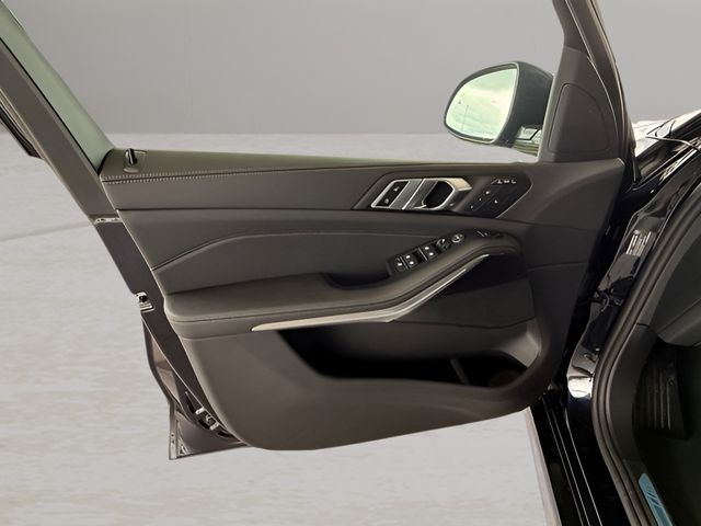 2026 BMW X7 40i - Photo 22