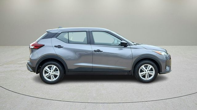 2025 Nissan Kicks Play