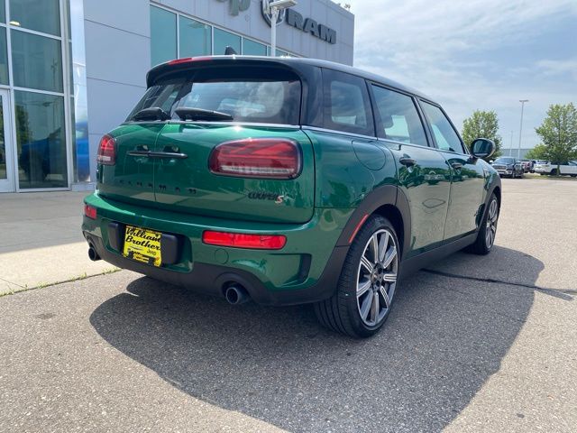 2023 MINI Cooper S Clubman - British Racing Green exterior view 5